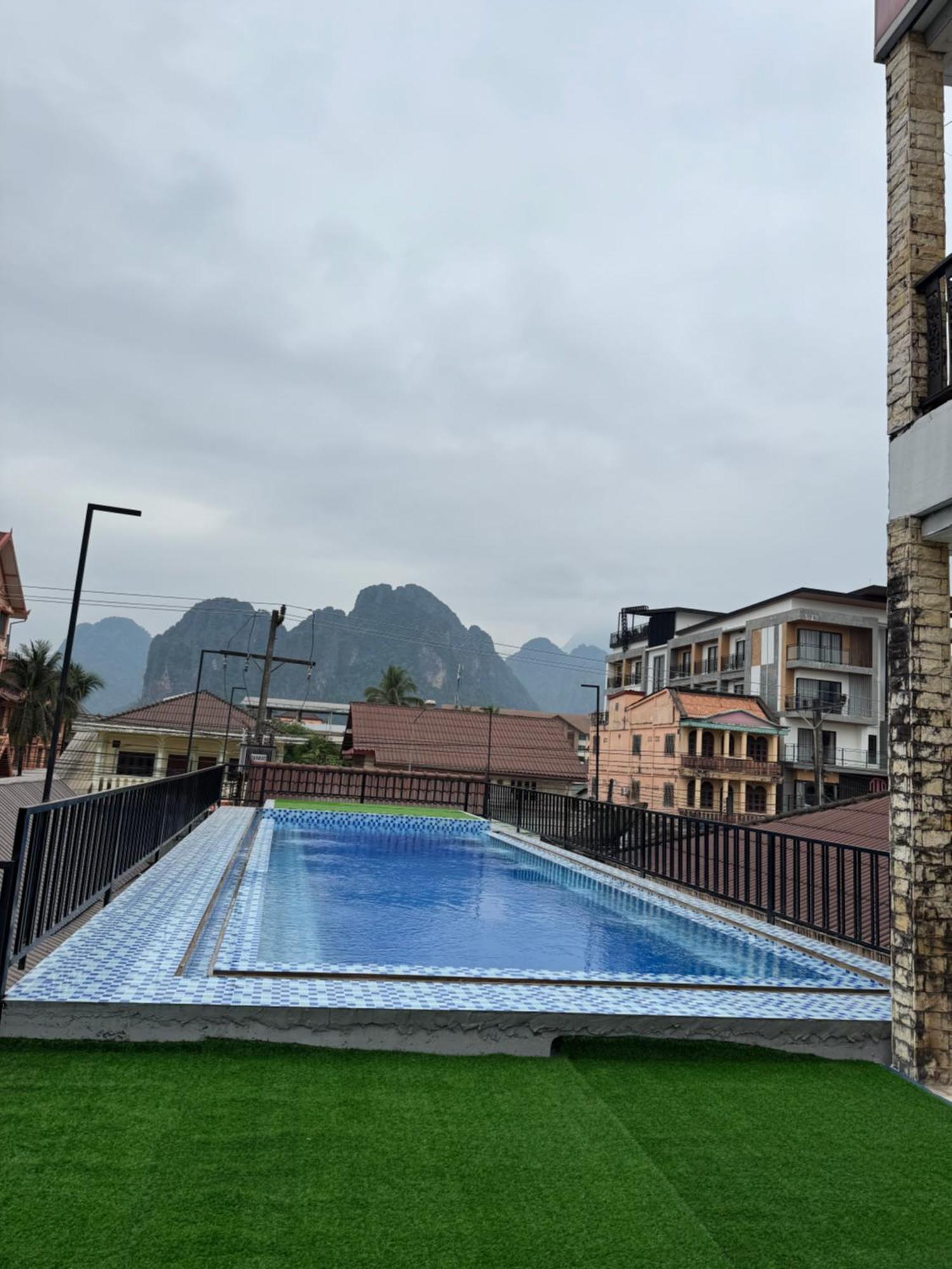 A P S Moutain View Hotel Ванг Виенг Екстериор снимка
